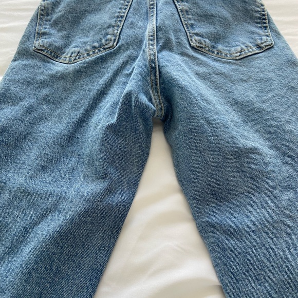 Zara High Rise Jeans - Picture 2 of 3